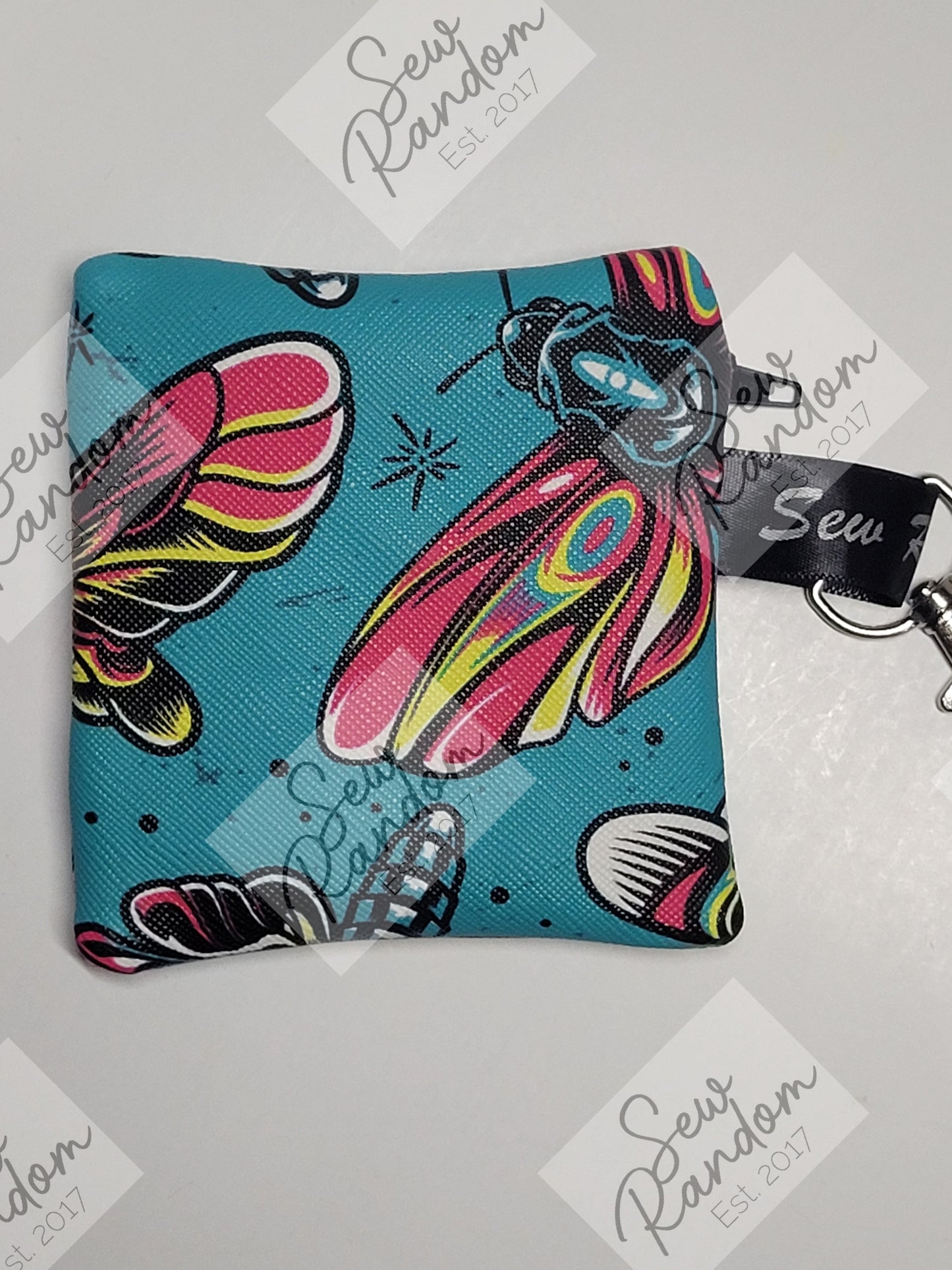 MOTHS POO BAG HOLDER