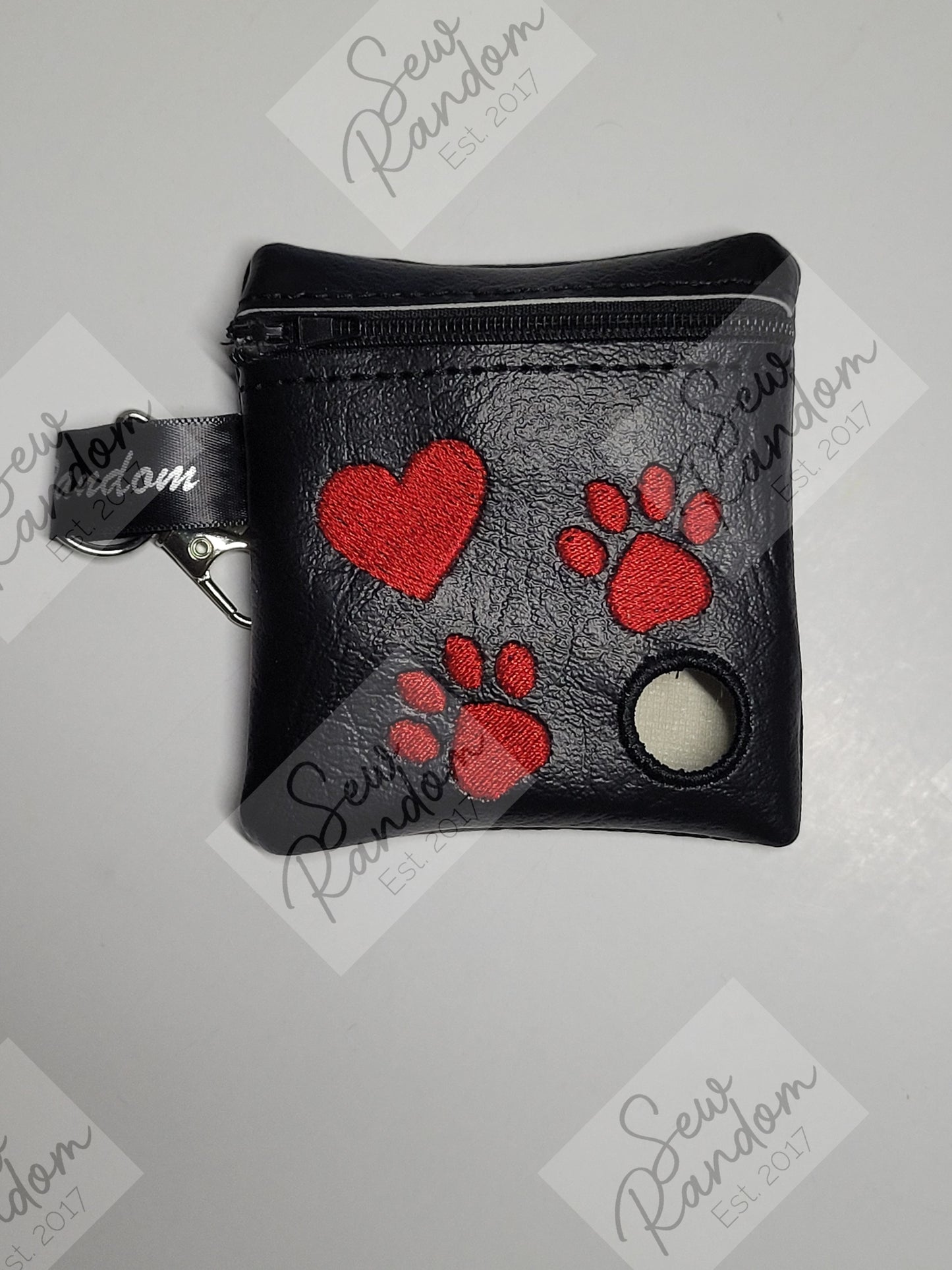 HEART & PAW POO BAG HOLDER