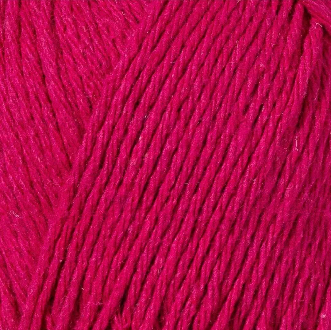 DARK PINK CROCHET ROSES