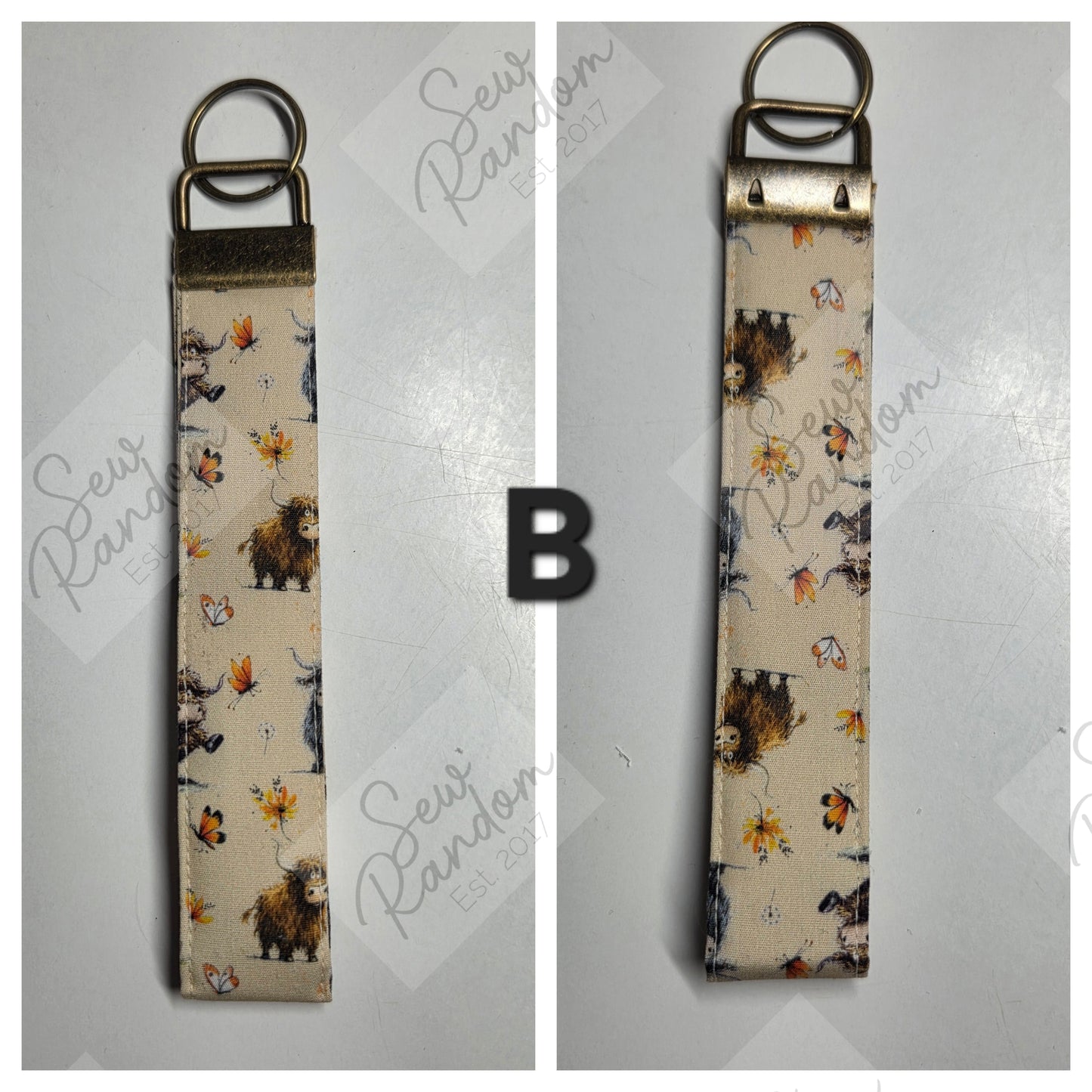 HAPPY COOS WRISLET KEYRING