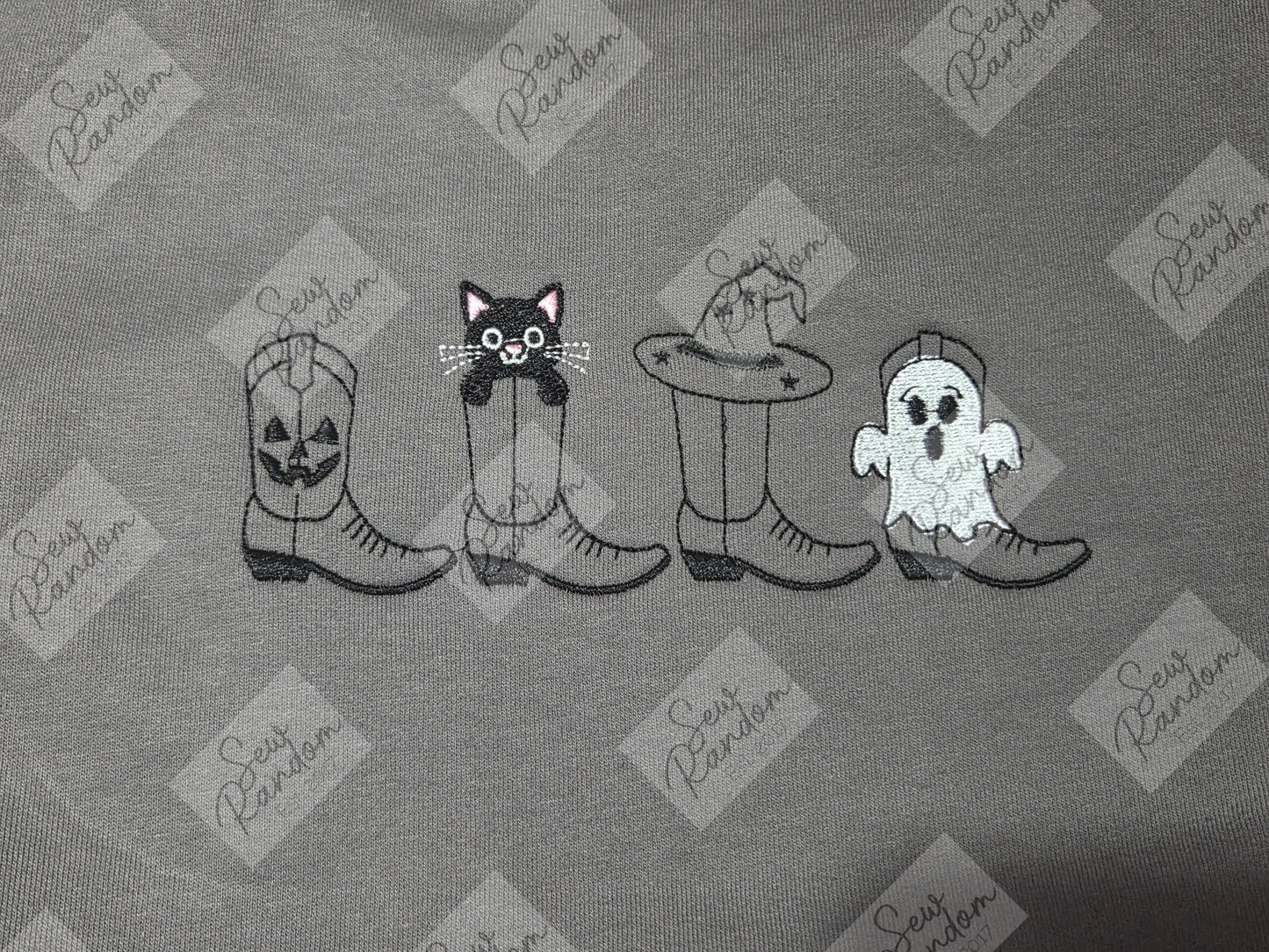 SPOOKY BOOTS SWEATSHIRT/HOODIE