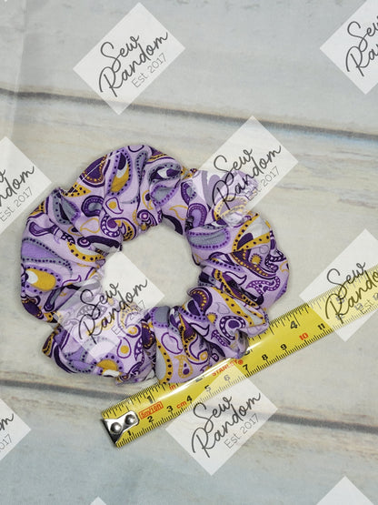 PURPLE PAISLEY SCRUNCHIE