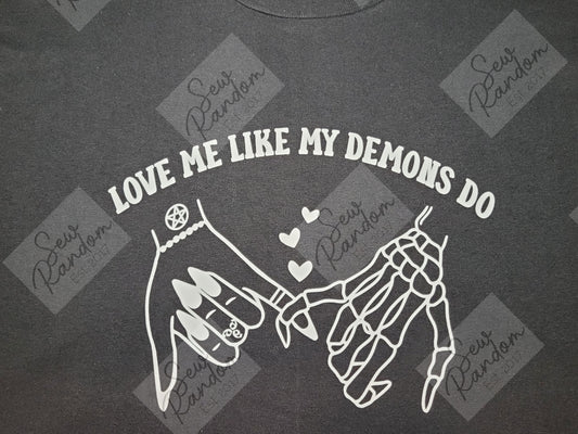 DEMON LOVE PRINTED T SHIRT