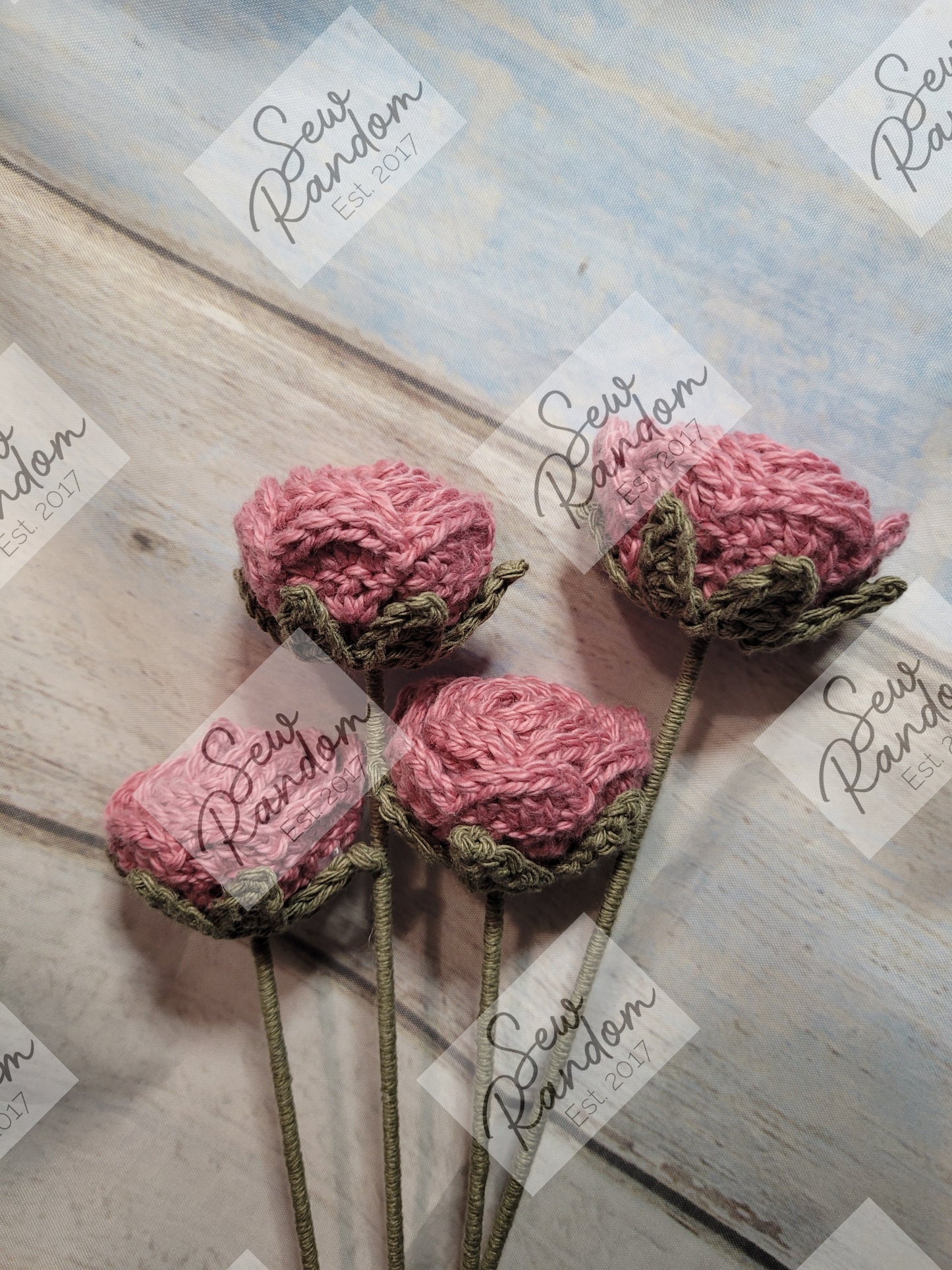 DUSTY ROSE CROCHET ROSES