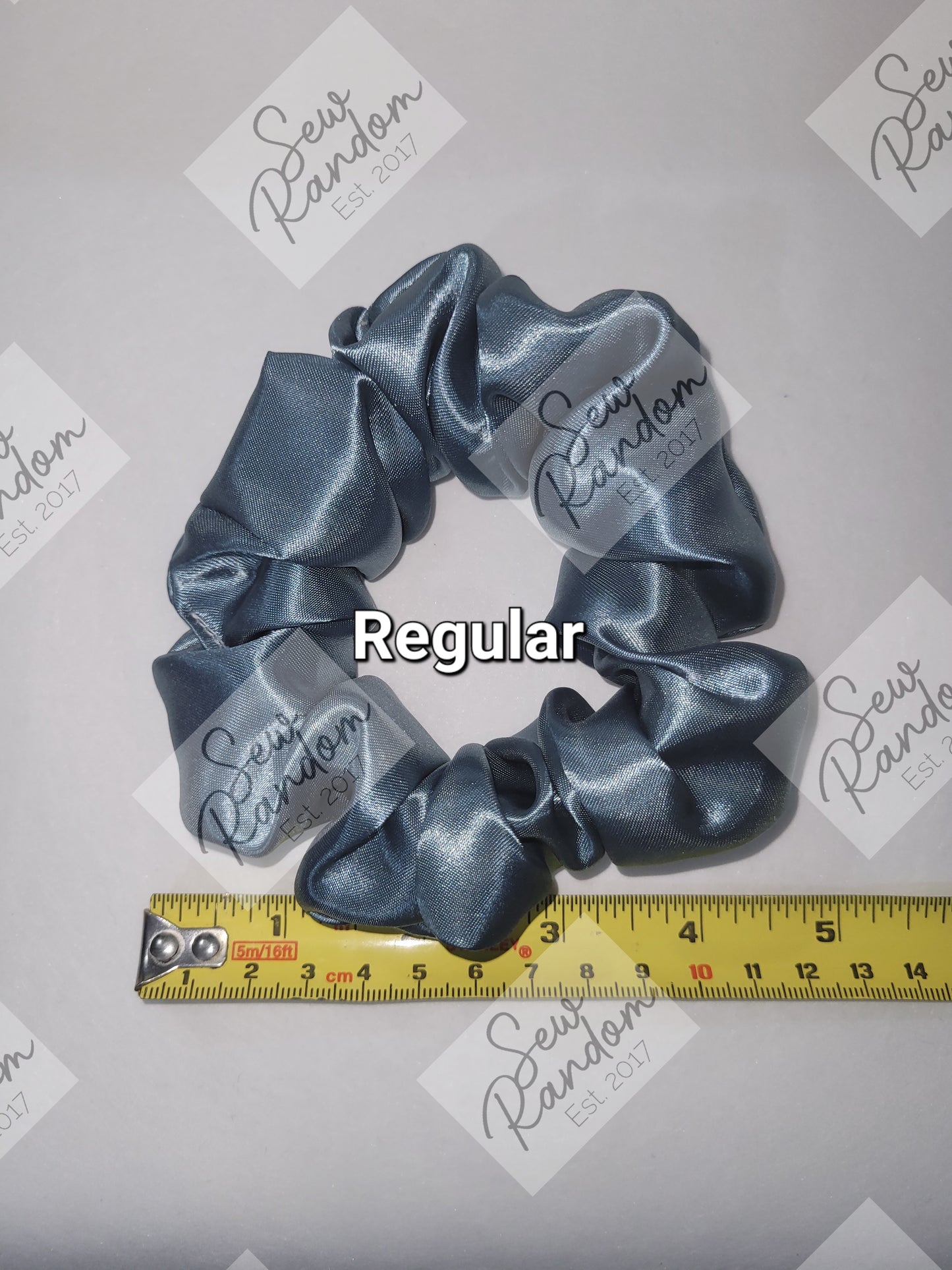 AMPHITRITE SATIN SCRUNCHIE