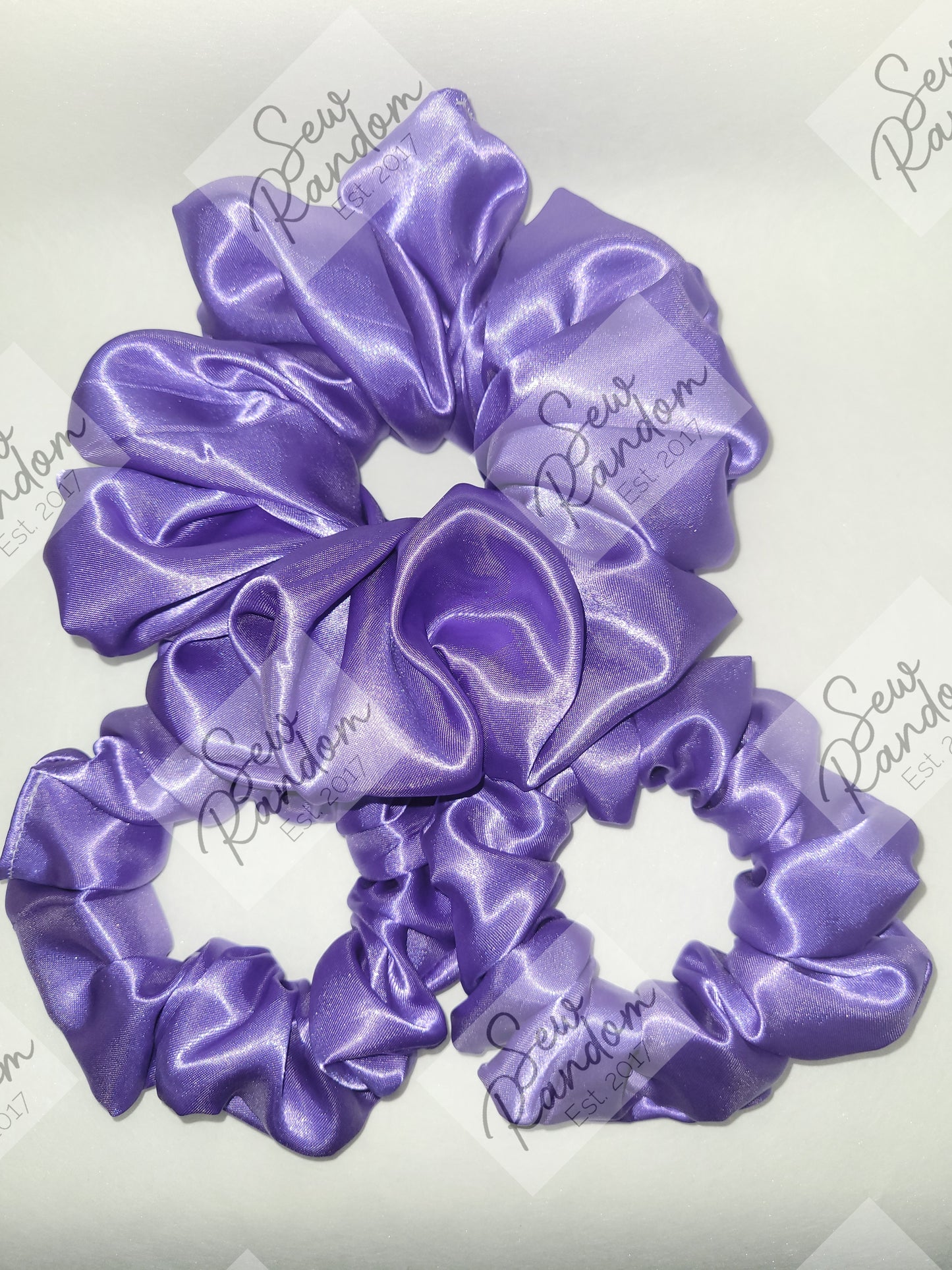 XINA SATIN SCRUNCHIE