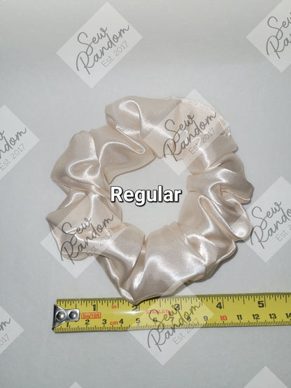 PEARL SATIN SCRUNCHIE