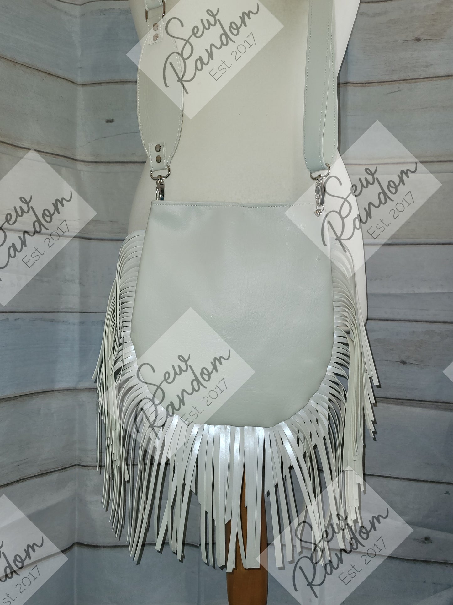 FRINGED BAG - WHITE