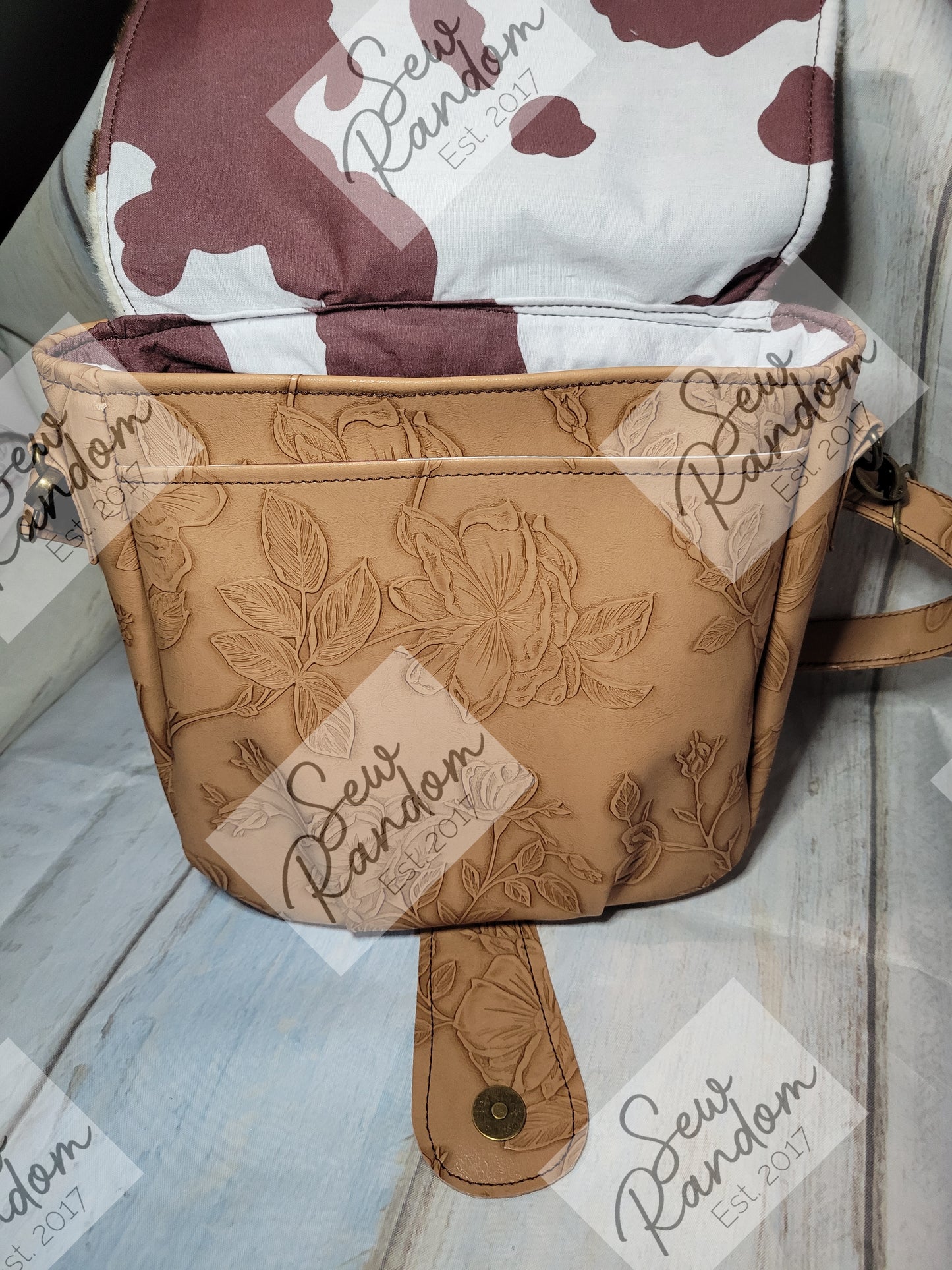 SADDLE HANDBAG - COW & EMBOSSED ROSES - BROWN