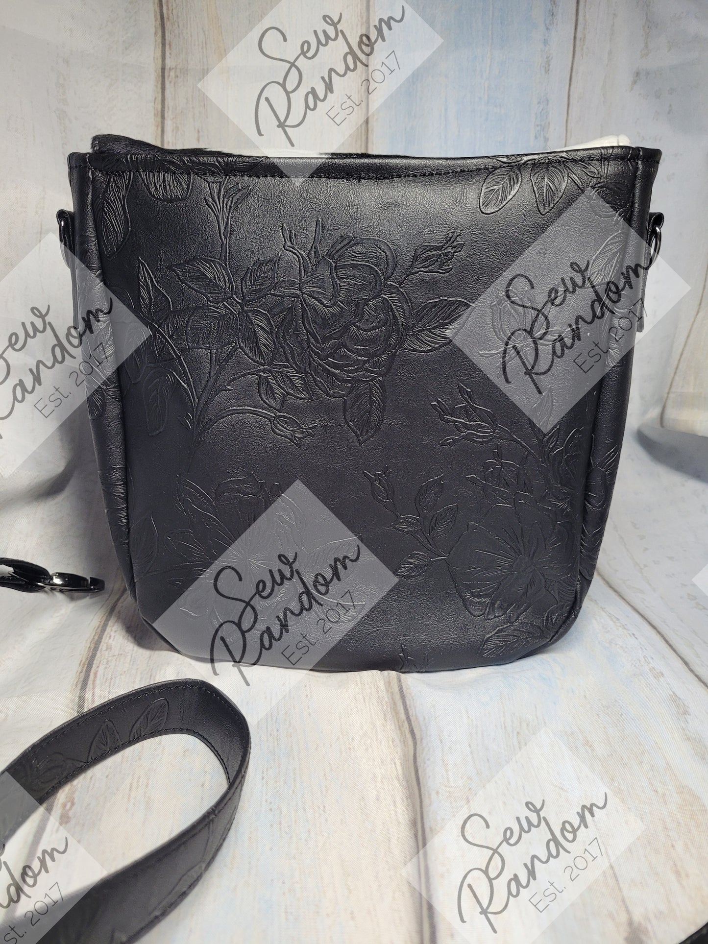 SADDLE BAG - COW & EMBOSSED ROSES - BLACK