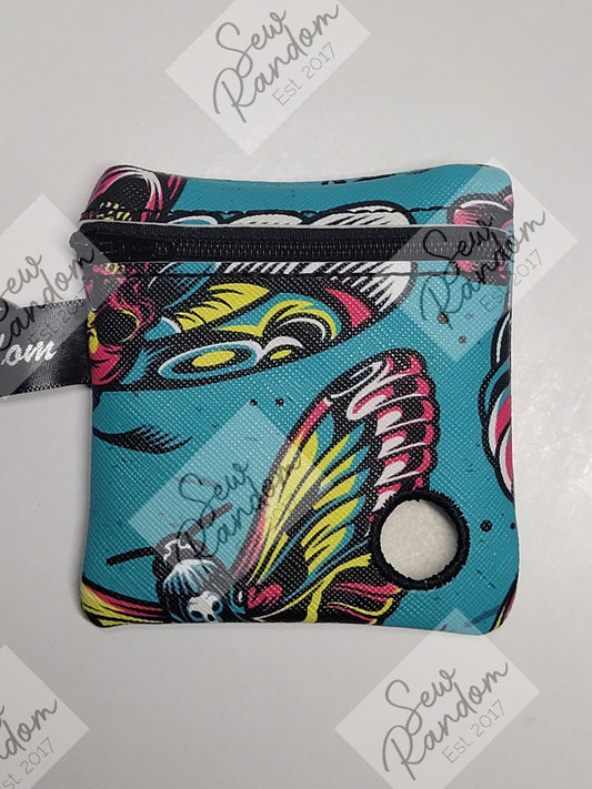 MOTHS POO BAG HOLDER