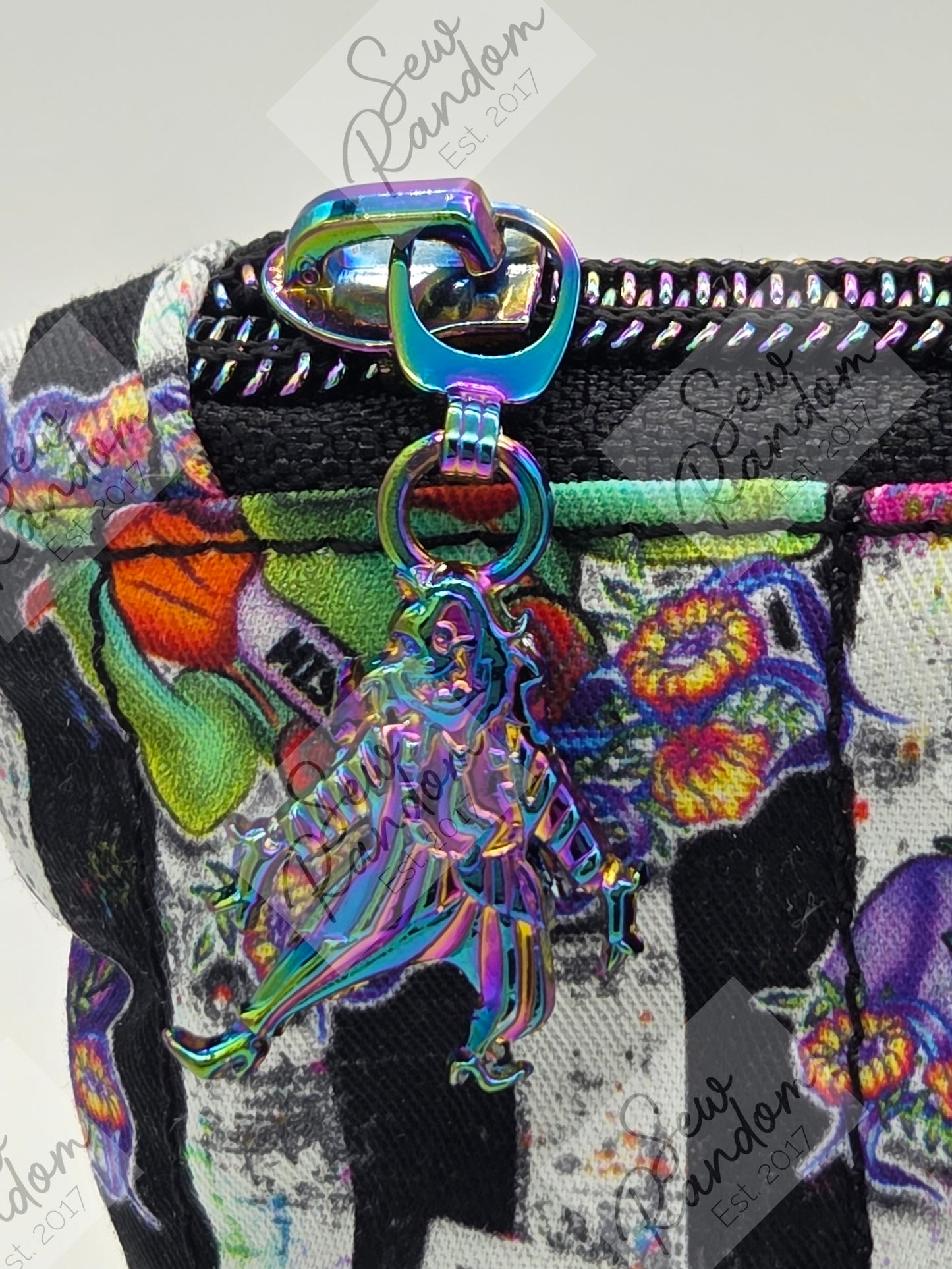 DOLLY QUILTED BAG - BEETLE