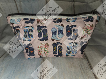 DOLLY QUILTED ZIP BAG - BOOTS