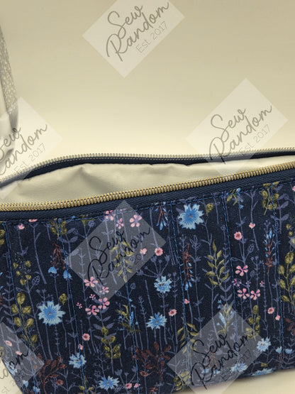 DOLLY QUILTED ZIP BAG - BLUE FLORAL