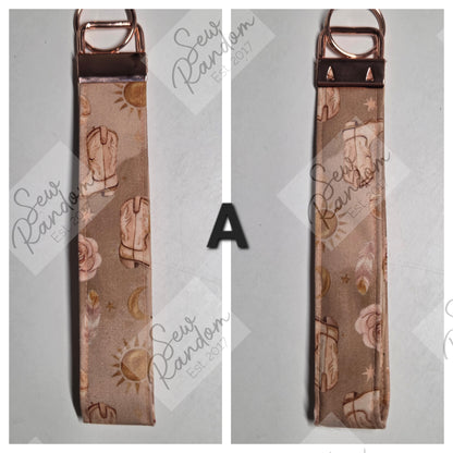 DESERT ROSE WRISTLET KEYRING