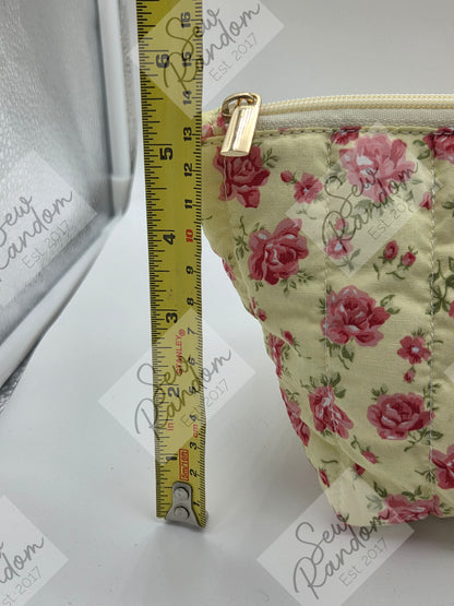DOLLY QUILTED BAG - ROSES ON YELLOW