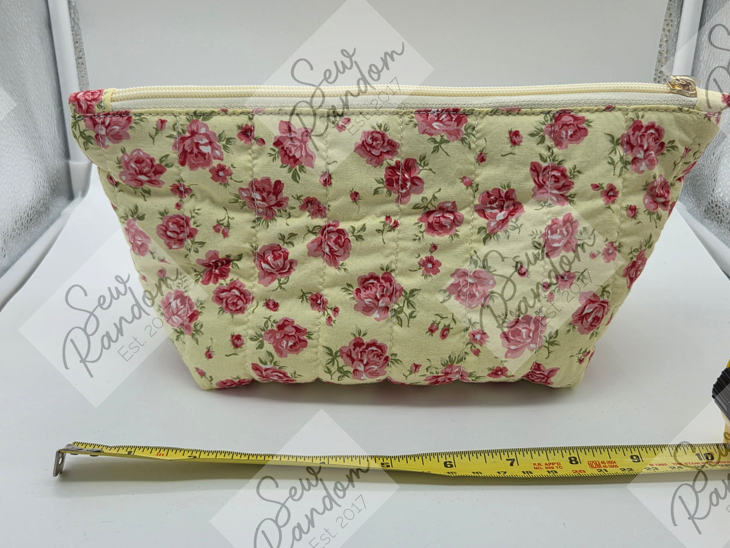 DOLLY QUILTED BAG - ROSES ON YELLOW