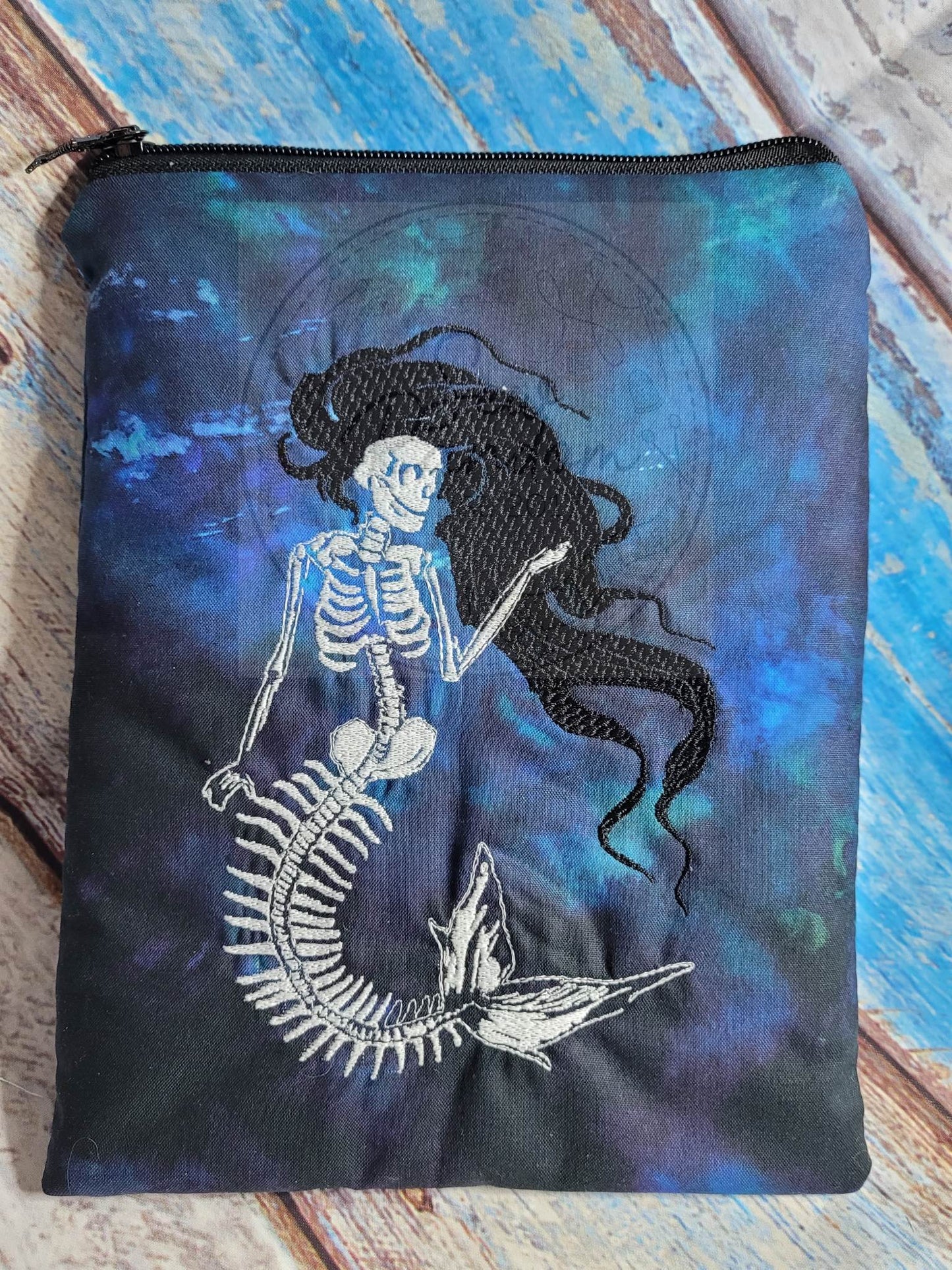 MERMAID GLOW IN THE DARK BOOK SLEEVE - BLACK