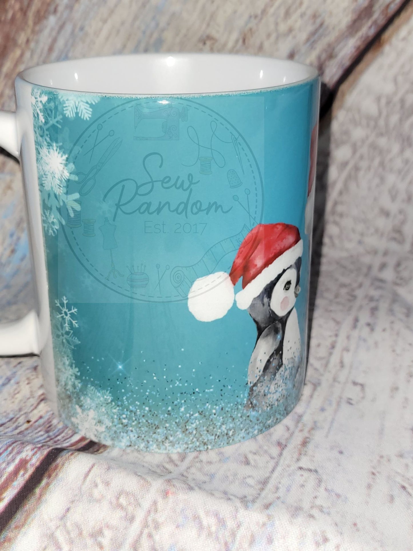 CHRISTMAS PENGUINS MUG